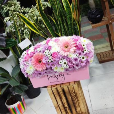 دسته گل برای مرکز بهداشتی درمانی دگمه چی کرمان