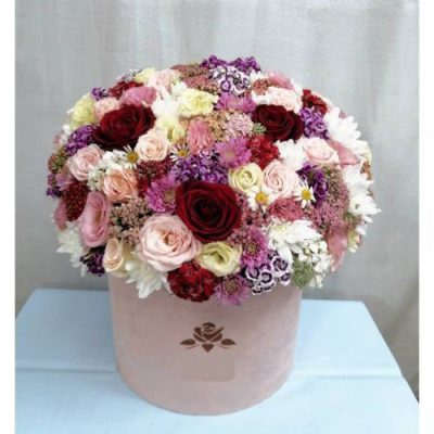 دسته گل برای اداره پست منطقه 15 پستی عباس آباد اندیشه