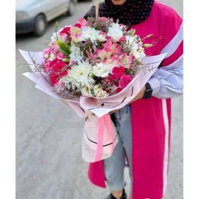 دسته گل برای بانک آینده هفت حوض