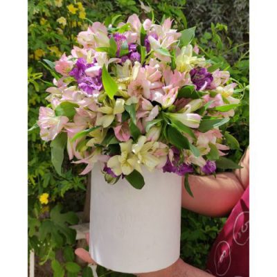 دسته گل برای اداره آب منطقه 2 دبستان مجیدیه