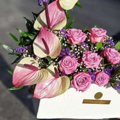 دسته گل برای بانک دی شعبه خیابان طالقانی کد 142 ولیعصر