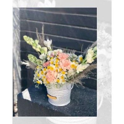 دسته گل برای بانک دی شعبه فرشته کد 124 الهیه