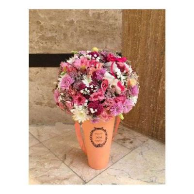 دسته گل برای بانک شهر نیروی دریایی