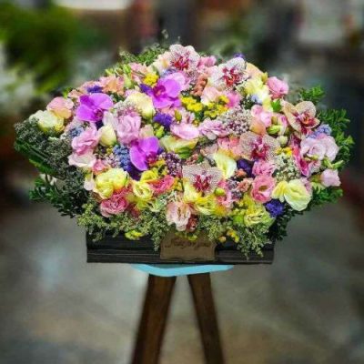 دسته گل برای بانک ملی نیلوفر شهید قندی