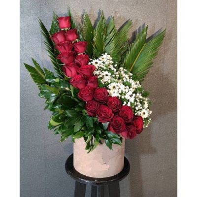 دسته گل برای مرکز اطلاعات سازمان ملل متحد حسینیه ارشاد قبا