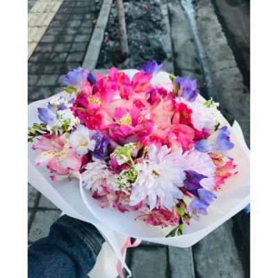 دسته گل برای سازمان انرژی های نو ایران پونک