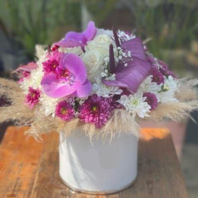 دسته گل برای شرکت شفق صنوبر چیذر