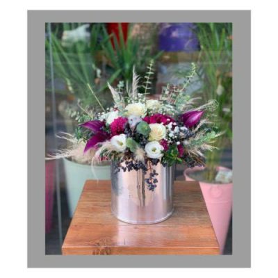 دسته گل برای شرکت گلکار عباس آباد اندیشه