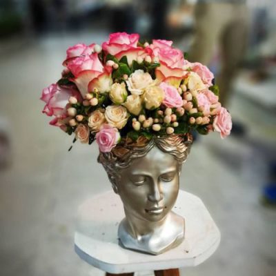 دسته گل برای سازمان صدا و سیمای جمهوری اسلامی ایران جردن پارک ملت