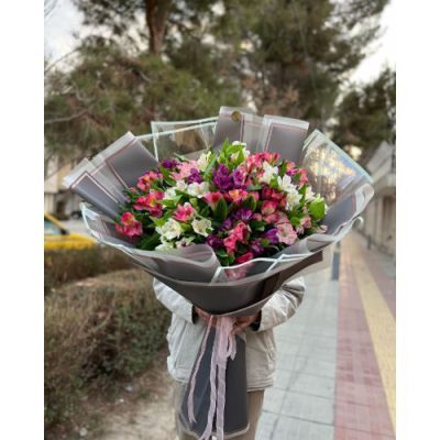 دسته گل برای دفتر اسناد رسمی ۱۶۲۸ نصرت