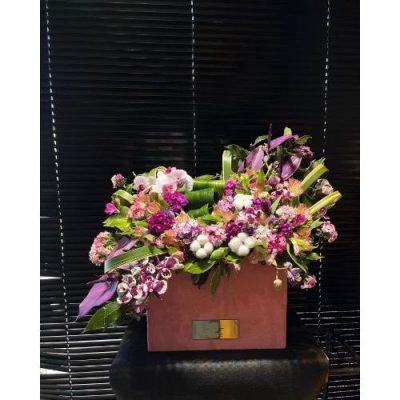 دسته گل برای دفتر اسناد رسمی 961 تهران دروازه شمیران