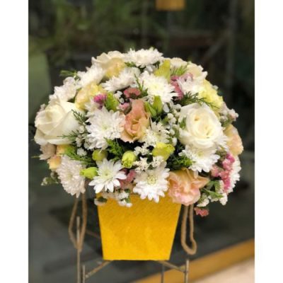دسته گل برای دفتر اسناد رسمی شماره ۲۷ نارمک
