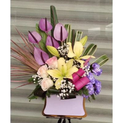 دسته گل برای دفتر اسناد رسمی ۲۵۰ میرداماد