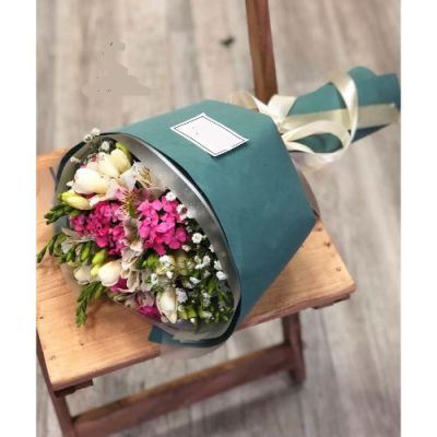 دسته گل برای شرکت پوران پودر سپاهان دفتر مرکزی استاد معین