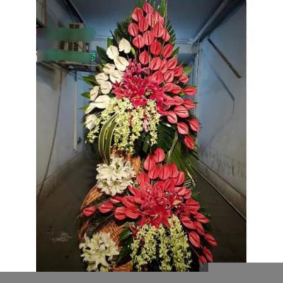 تاج گل برای نمایشگاه تجهیزات و وسایل هنری 1173