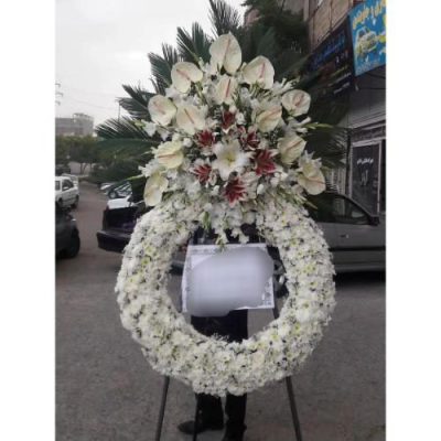 تاج گل تسلیت در مسجد جامع قلهک 431