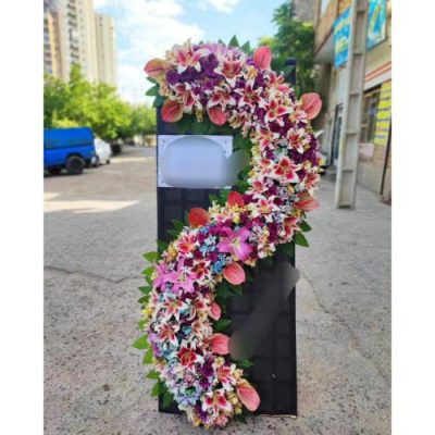 تاج گل دو طبقه برای مراسم عزا در مسجد جامع انقلاب کرج 424