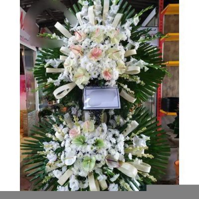 تاج گل برای نمایشگاه خلاقیت و نوآوری 1232