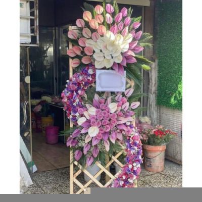 تاج گل برای نمایشگاه صنایع روشنایی 1313