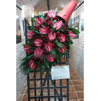 تاج گل برای نمایشگاه لوازم الکترونیکی 1062