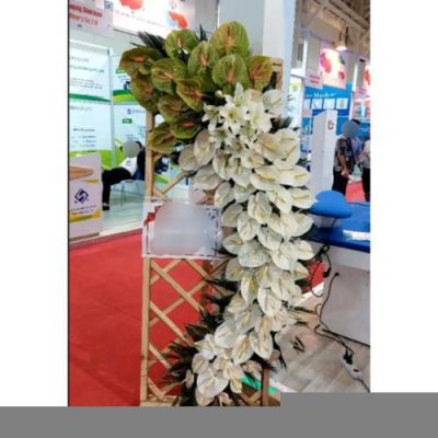 تاج گل برای افتتاحیه برگزاری سمینارها 1800