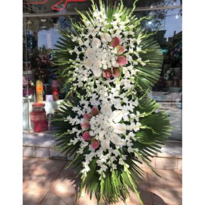 تاج گل یک طبقه برای مراسم یادبود در مسجد جامع نارمک 193