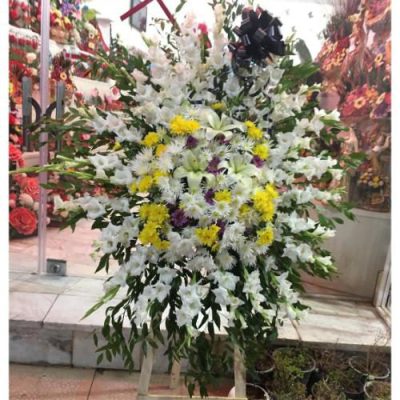 تاج گل دو طبقه برای مراسم ترحیم در مسجد امام رضا نارمک 190