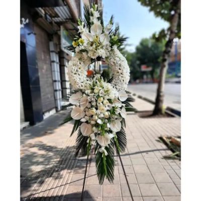تاج گل دو طبقه برای مراسم ختم در مسجد امام جعفر صادق خیابان انقلاب 507