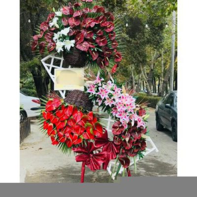 تاج گل برای نمایشگاه صنایع بسته‌بندی 1346