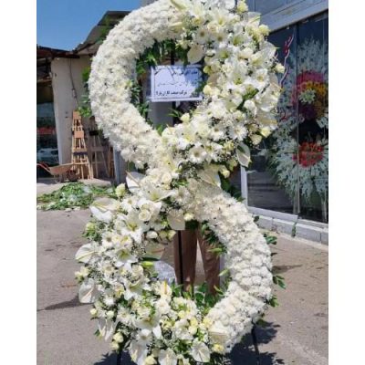 تاج گل چهار طبقه برای مراسم خاکسپاری در بهشت سکینه 546