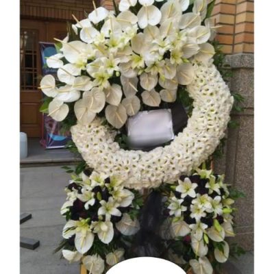 تاج گل یک طبقه برای مراسم یادبود در مسجد جامع خیابان ولیعصر 534
