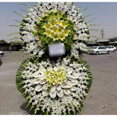 تاج گل پایه دار و ایستاده در حسینیه امام جعفر صادق نارمک 529