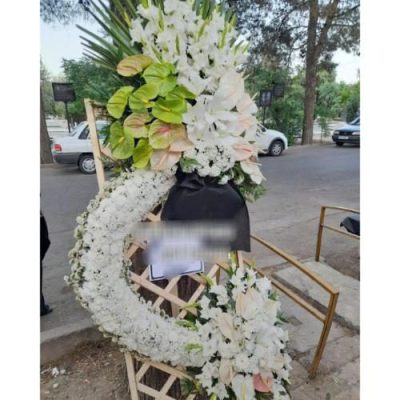 تاج گل تسلیت برای مسجد امام حسین میدان ولیعصر 522