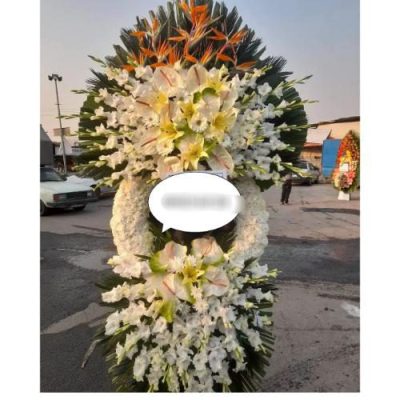 تاج گل یک طبقه برای مراسم یادبود در مسجد امام جعفر صادق خیابان ملاصدرا 596