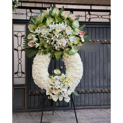 جام گل برای افتتاحیه فروشگاه در بلوار فردوس 221