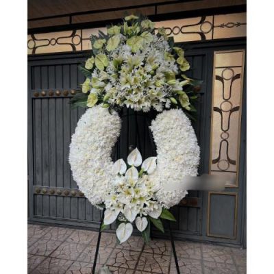 جام گل دو طبقه برای نمایشگاه در خیابان آزادی 211
