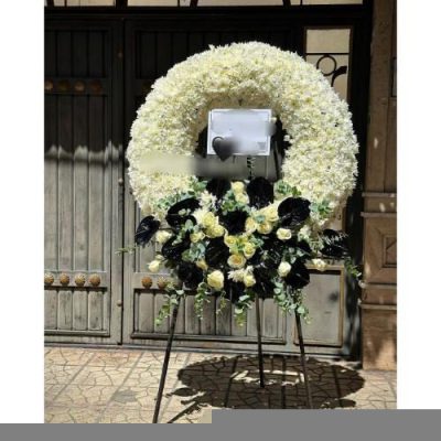 تاج گل دو طبقه برای همایش در نمایشگاه بین‌المللی کرج 341
