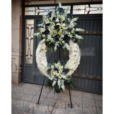 تاج گل یک طبقه برای مراسم یادبود در مسجد امام حسین میدان تجریش 703