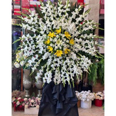 جام گل برای افتتاحیه دفتر کار در خیابان مطهری 329