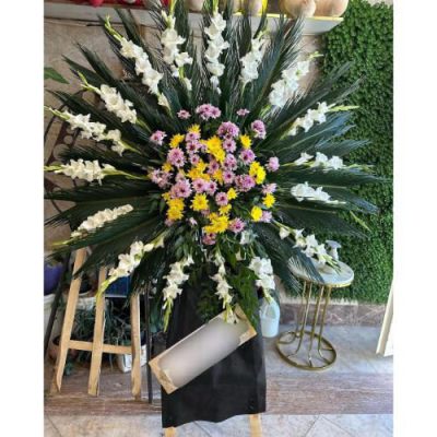 جام گل دو طبقه برای مراسم افتتاحیه در خیابان قلهک 307