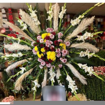 تاج گل دو طبقه برای مراسم ختم در مسجد امام جعفر صادق خیابان سعادت‌آباد 847