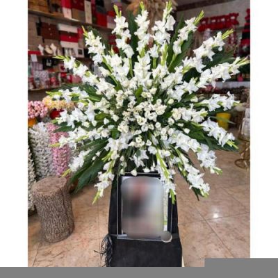 تاج گل تسلیت در مسجد جامع خیابان فرشته 832