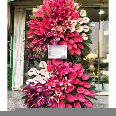 تاج گل برای نمایشگاه علم و فناوری 1060