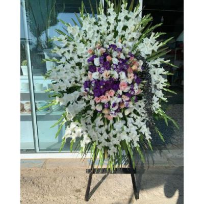 تاج گل یک طبقه برای مراسم یادبود در مسجد امام حسین میدان فردوسی 858