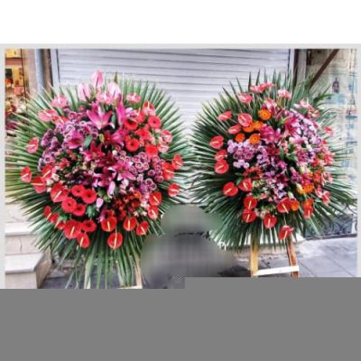 تاج گل برای نمایشگاه کتاب و ادبیات 1402