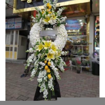 تاج گل چهار طبقه برای مراسم خاکسپاری در بهشت سکینه 1574