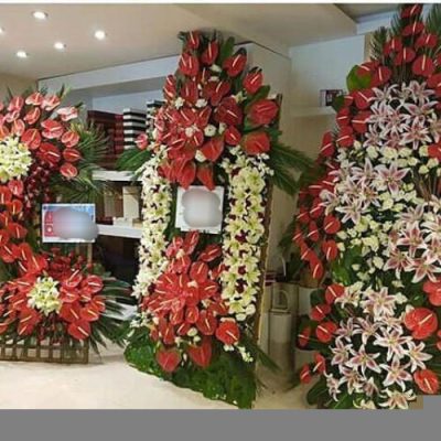 تاج گل برای نمایشگاه فن‌آوری‌های جدید 1369