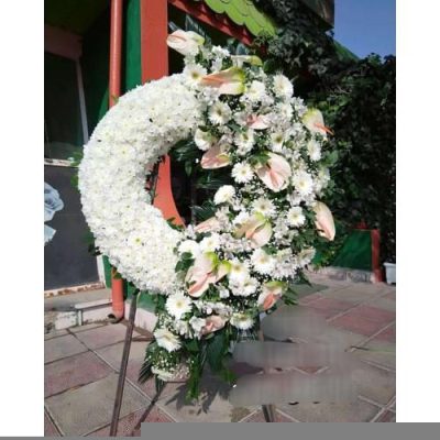 گل فروشی آنلاین با تخفیف‌های ویژه برای خرید تاج گل 2074