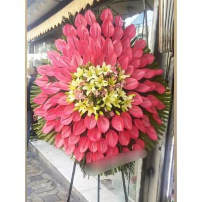 تاج گل برای نمایشگاه شیلات و آبزیان 1050