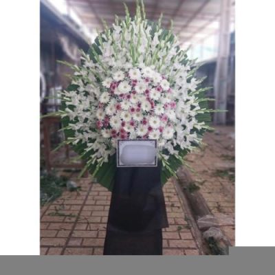 تاج گل تسلیت برای مسجد جامع میدان فردوسی 755